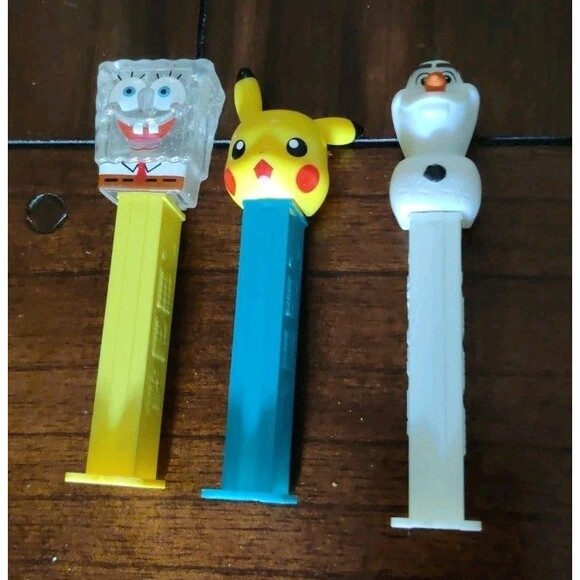 2014 SpongeBob SquarePants RARE GLITTER SPONGEBOB PEZ Dispenser + Pikachu, Olaf - Picture 1 of 9